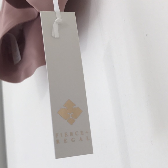 Fierce+Regal sports bra, cropped top, bastier - Picture 7 of 7